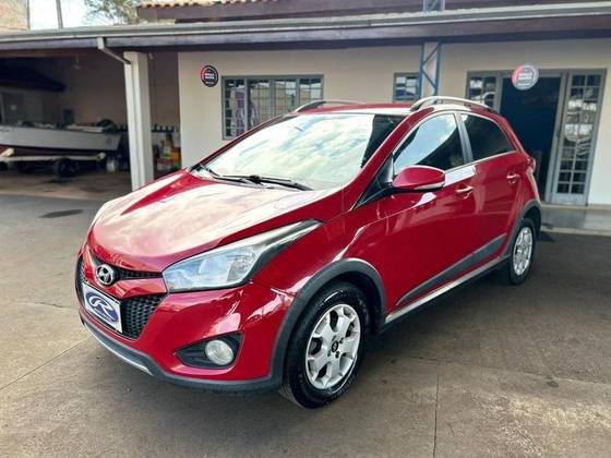 HYUNDAI HB20 1.6 COMFORT 16V FLEX 4P MANUAL HYUNDAI HB20 1.6 COMFORT 16V FLEX 4P MANUAL